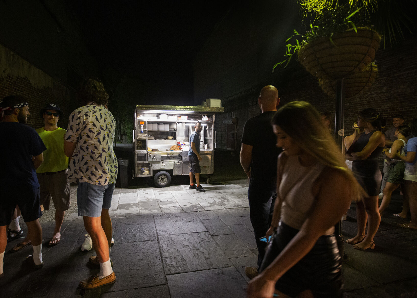 Street food vendor 01.jpg